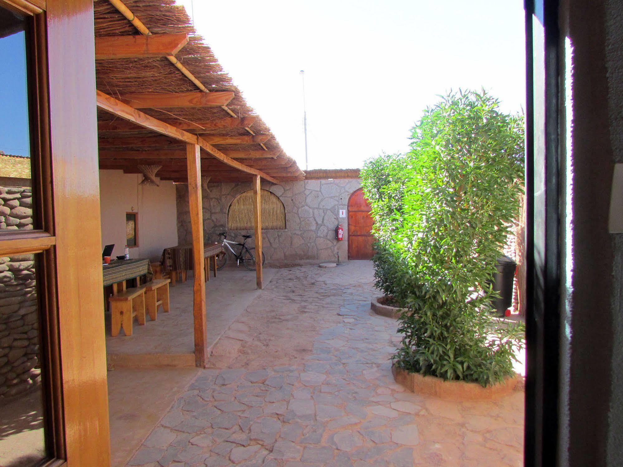 Hostal Desert San Pedro De Atacama Esterno foto